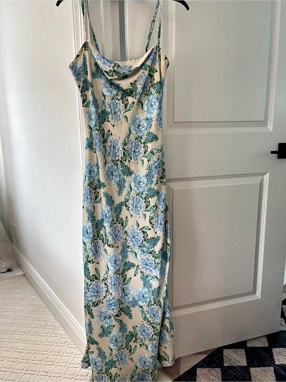 Dress Forum Floral Maxi Dress in Cream & Blue Size Large